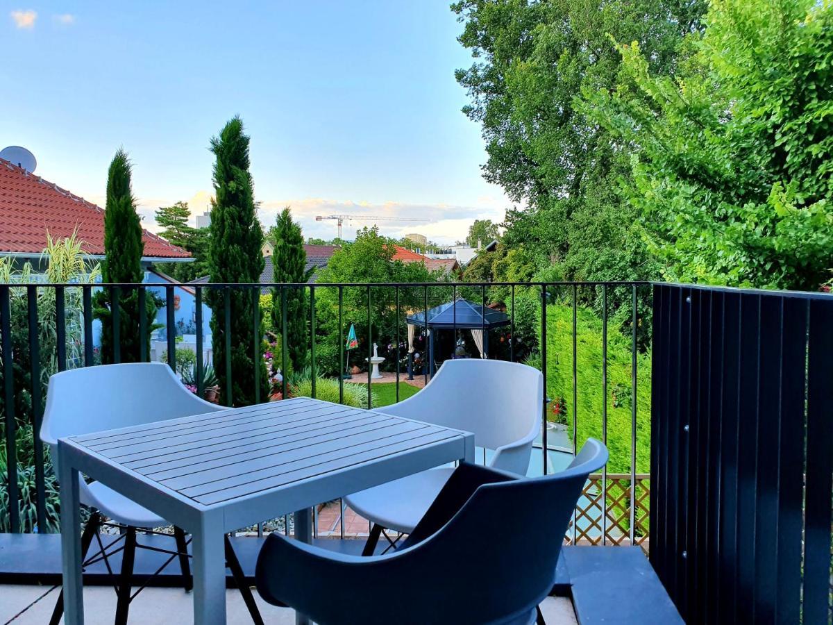 Near Lake Fully Furnished Beautiful Apartment Wien Ngoại thất bức ảnh